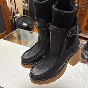 Sam Edelman Black Leather Ankle Boots with Tan Sole